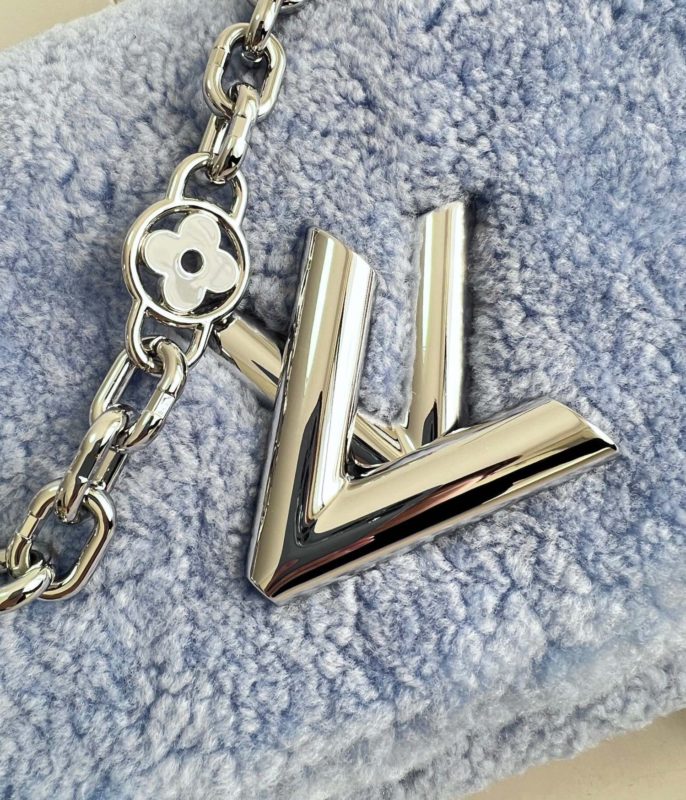 Сумка LOUIS VUITTON TWIST MM