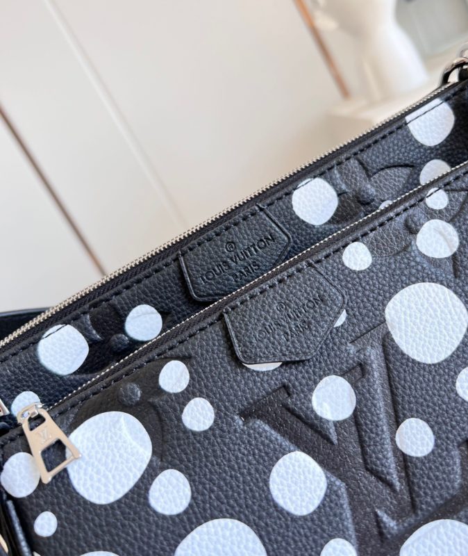 Сумка LV X YK АКСЕССУАР MULTI POCHETTE