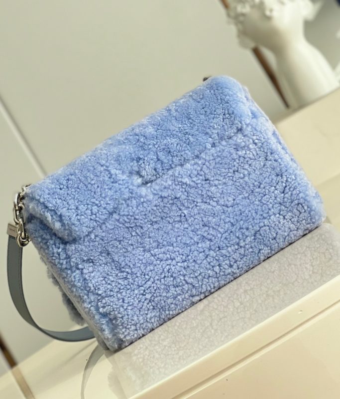 Сумка LOUIS VUITTON TWIST MM