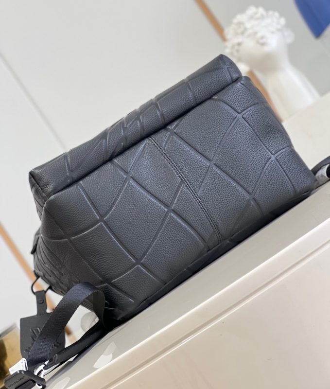 Рюкзак LOUIS VUITTON DISCOVERY