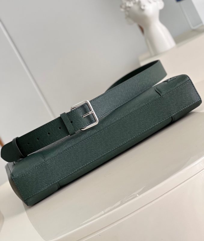 Портфель LOUIS VUITTON SLIM