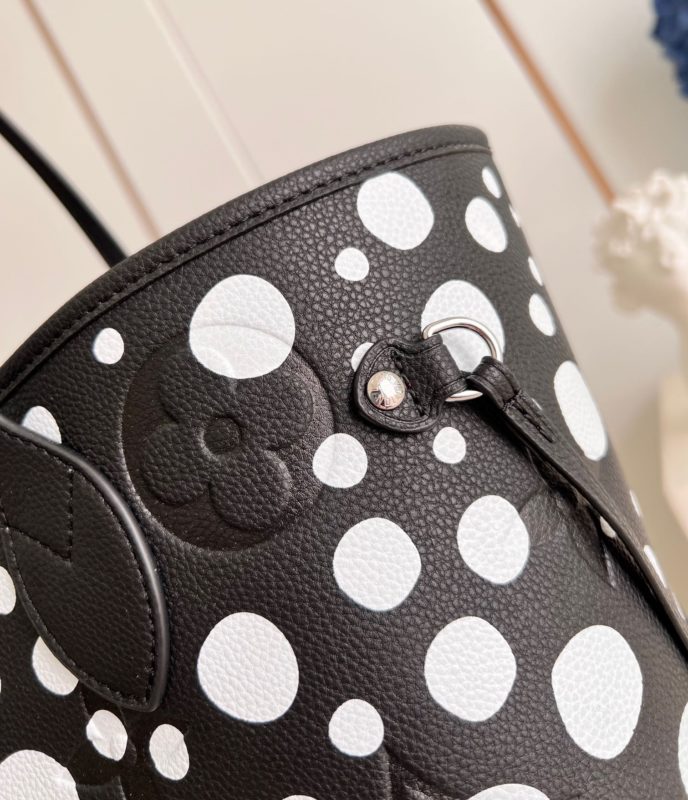 LV X YK СУМКА NEVERFULL MM