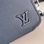 Бумажник LOUIS VUITTON ALPHA
