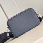 Бумажник LOUIS VUITTON ALPHA