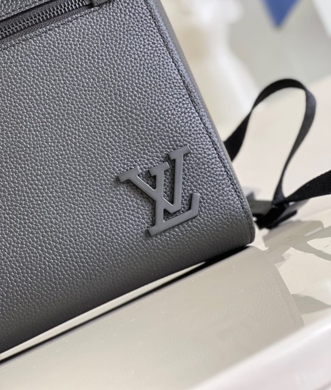 Рюкзак LOUIS VUITTON FLAP