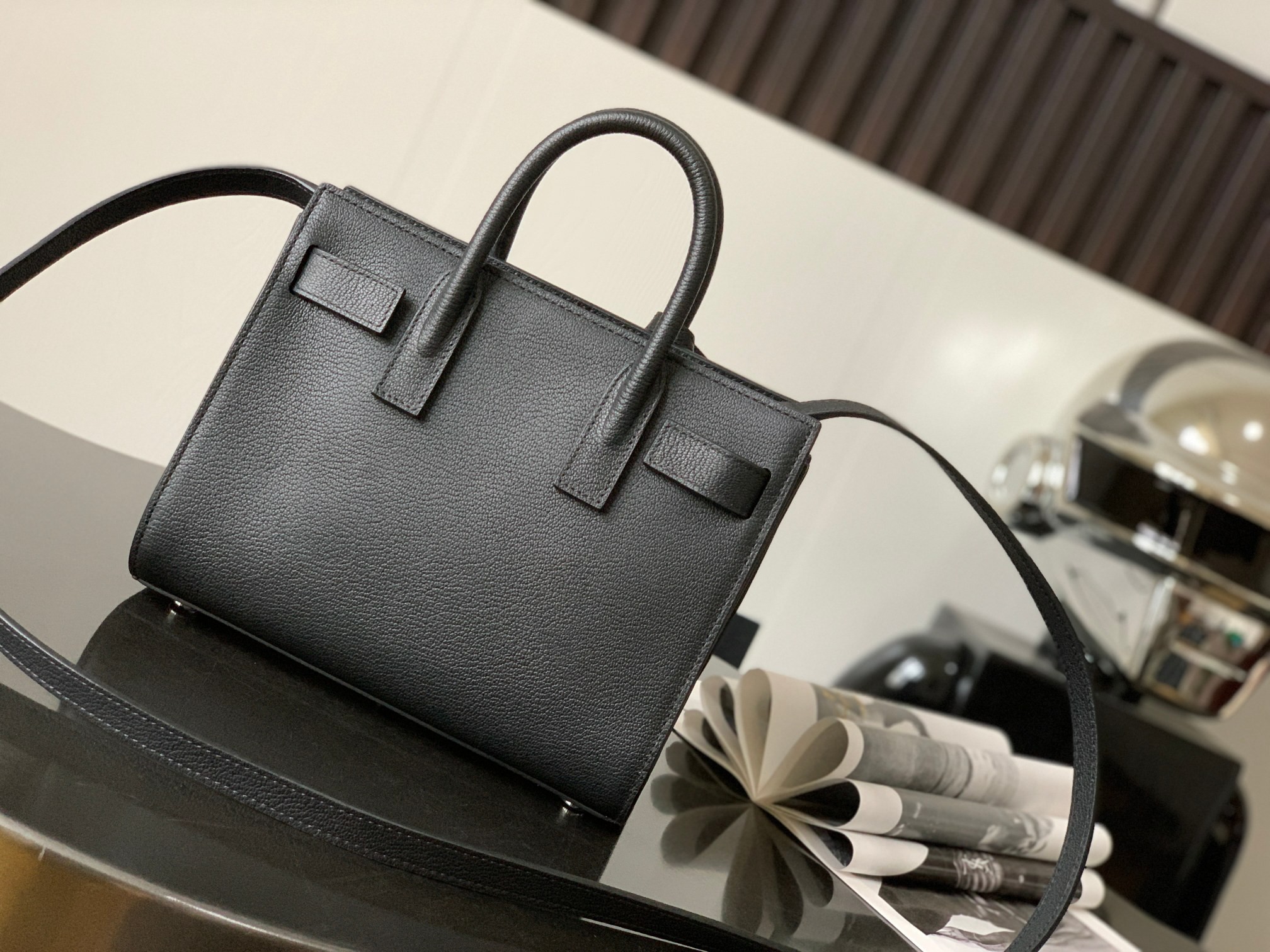 Сумка SAINT LAUREN SAC DE JOUR NANO