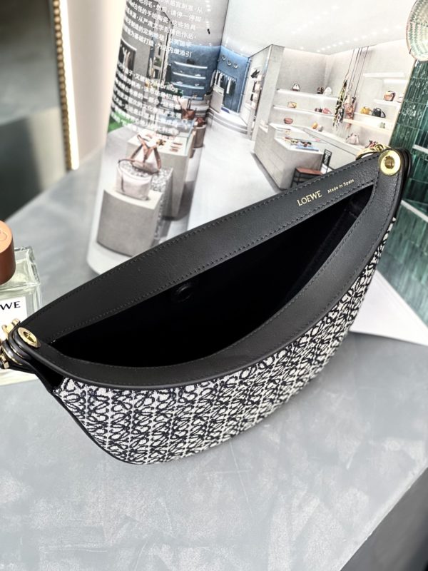 Loewe Luna bag