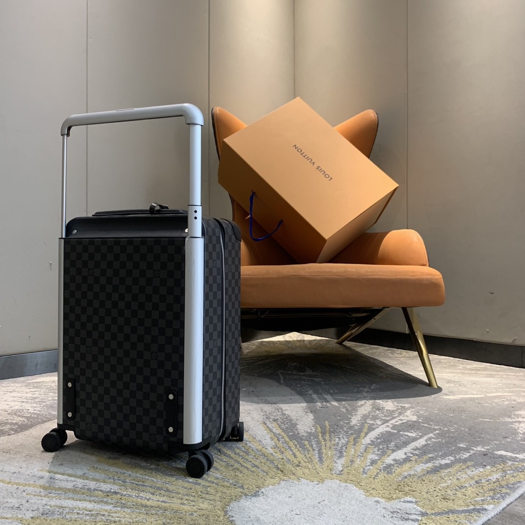 Чемодан LOUIS VUITTON HORIZON 55