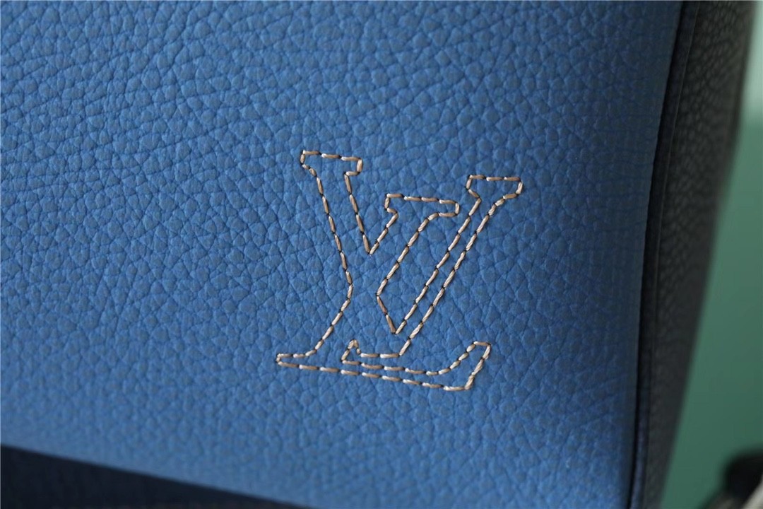 Сумка LOUIS VUITTON KEEPALL 50 С ПЛЕЧЕВЫМ РЕМНЁМ