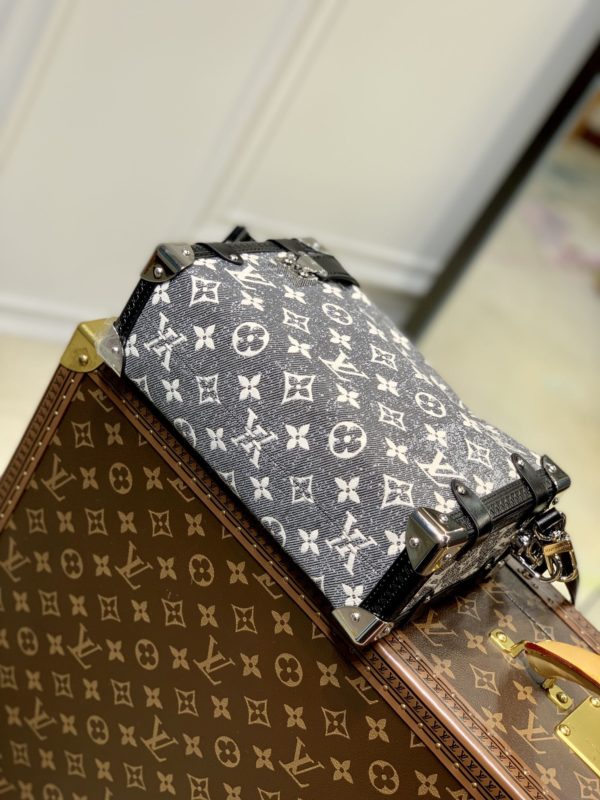 i1668752291_1943_3 Louis Vuitton side trunk bag