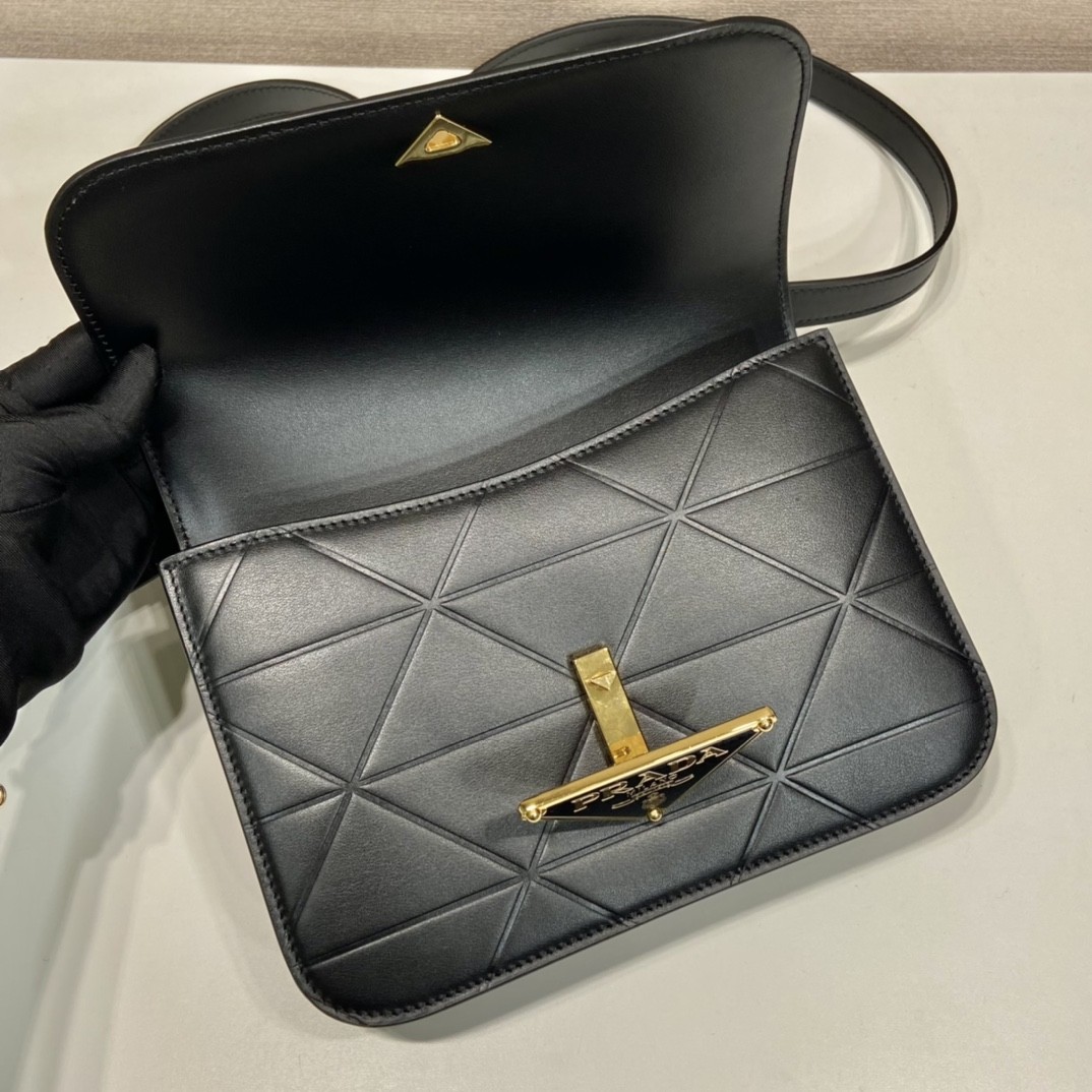 Сумка PRADA