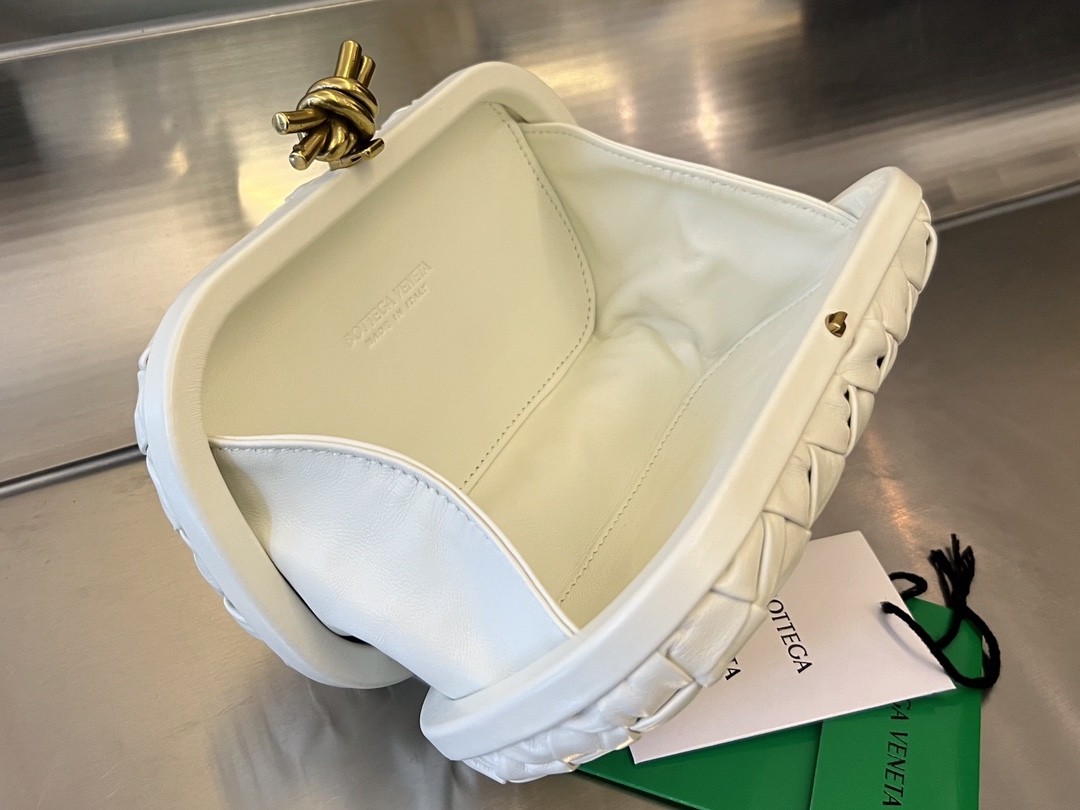 Сумка BOTTEGA VENETA Knot Minaudiere