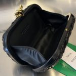Сумка BOTTEGA VENETA Knot Minaudiere