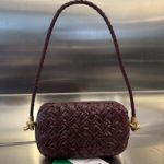 Сумка BOTTEGA VENETA Knot Minaudiere On Strap