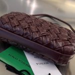 Сумка BOTTEGA VENETA Knot Minaudiere On Strap