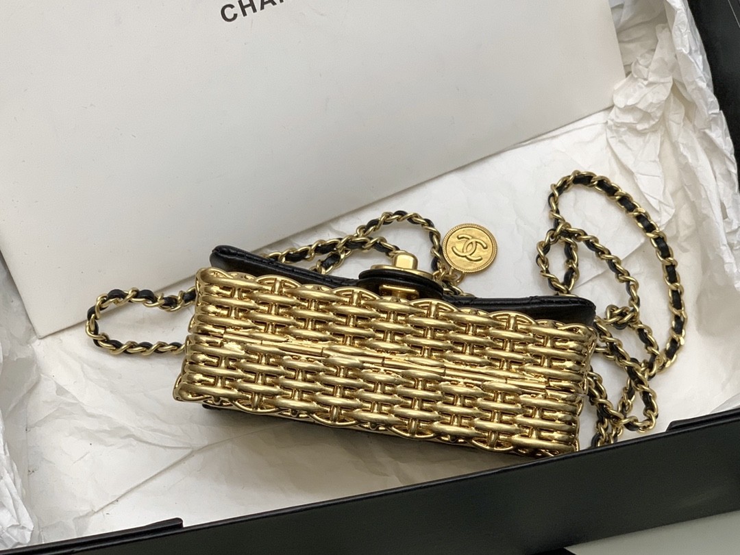 Вечерняя сумка CHANEL