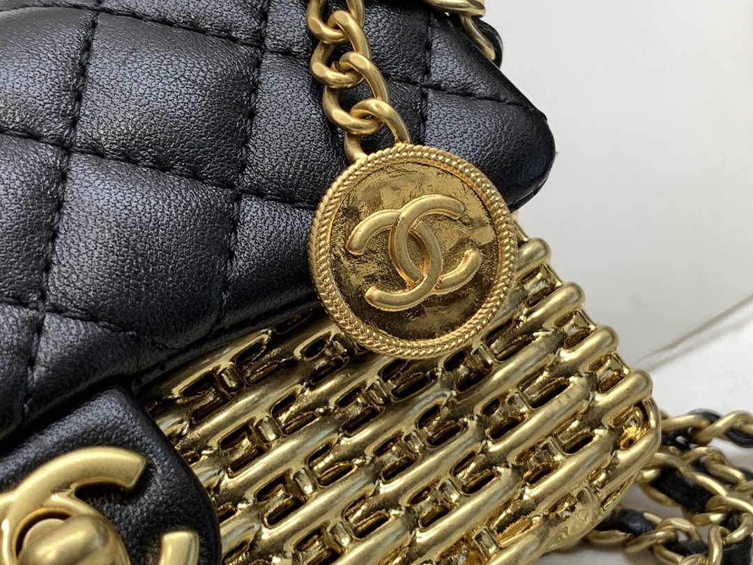 Вечерняя сумка CHANEL