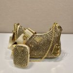 Сумка PRADA Re-Edition 2005 с кристаллами