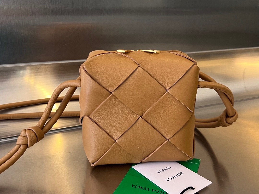 Bottega Veneta Mini Cassette Camera