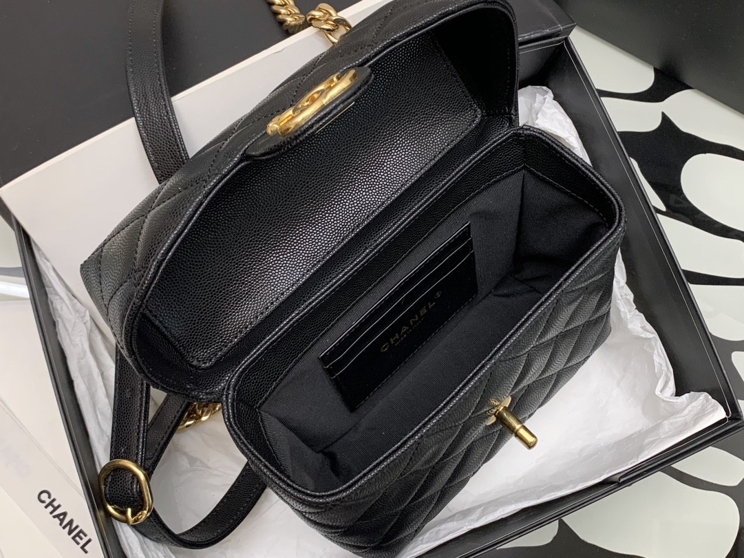 Сумка CHANEL VANITY