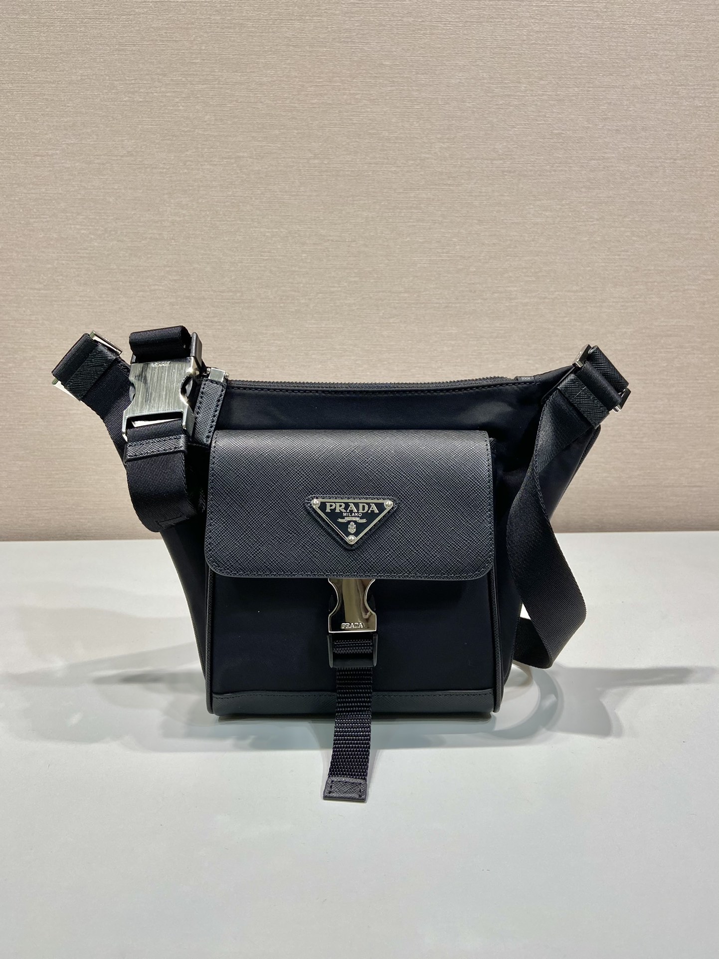 Сумка PRADA через плечо