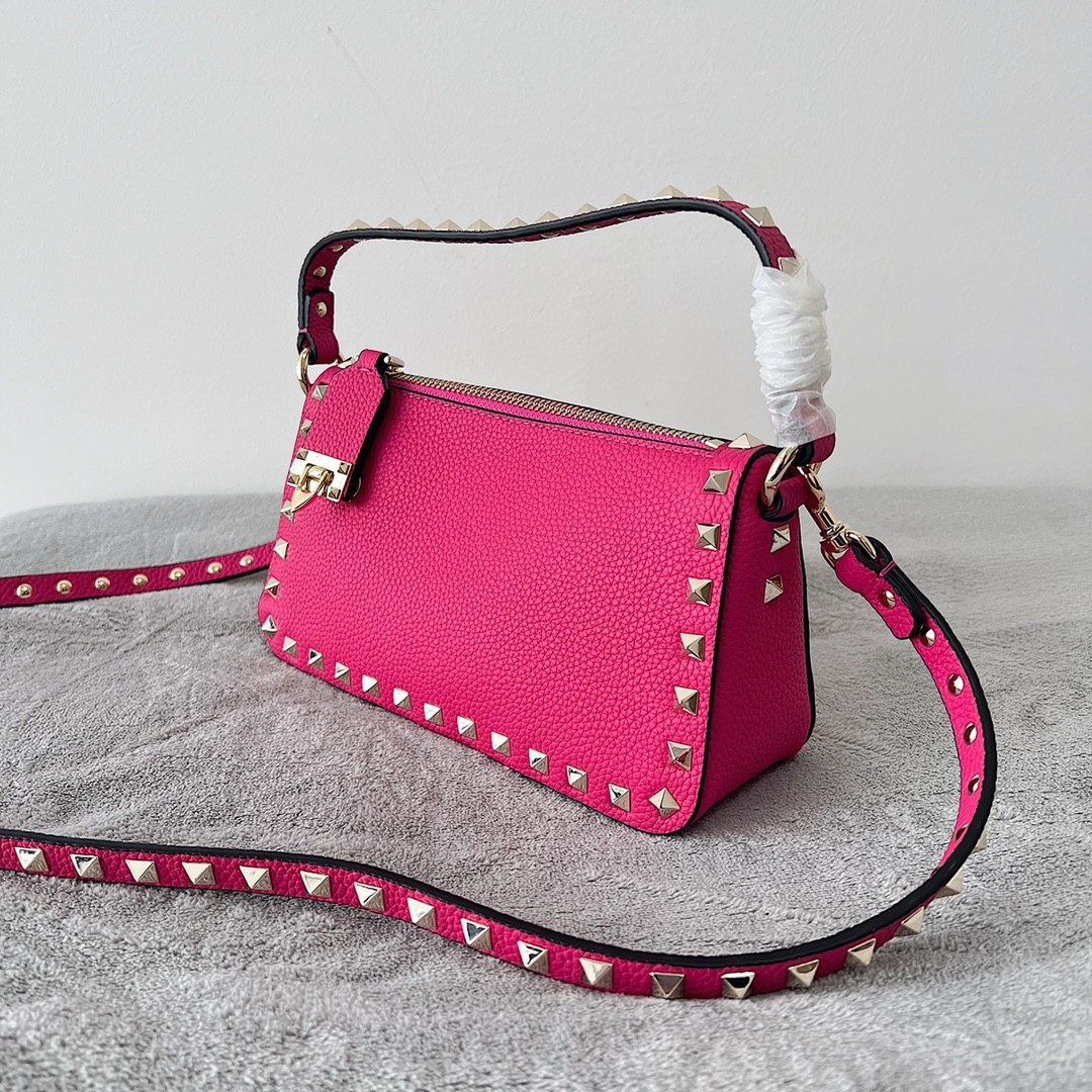 Сумка VALENTINO SMALL ROCKSTUD