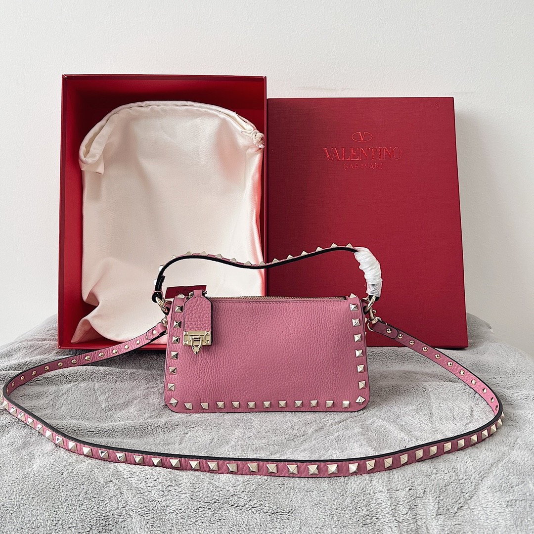 Сумка VALENTINO SMALL ROCKSTUD