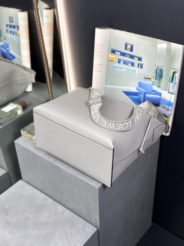 Loewe bag