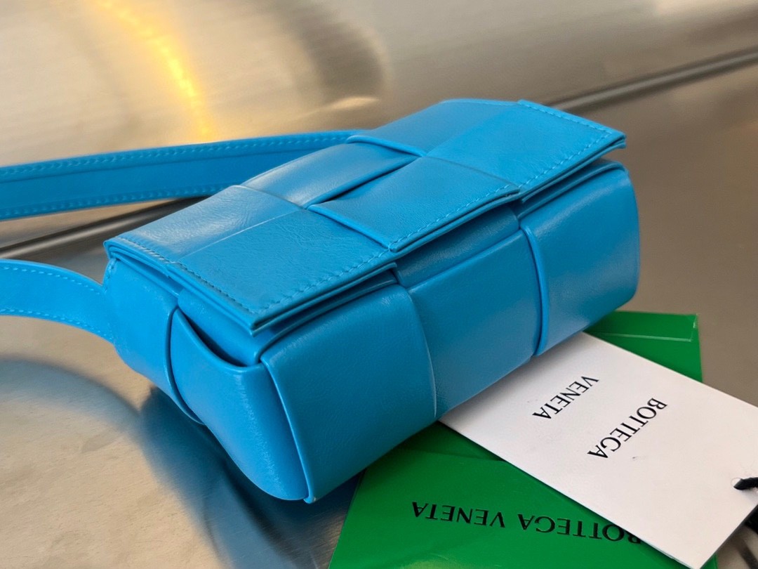 Сумка BOTTEGA VENETA Candy Cassette