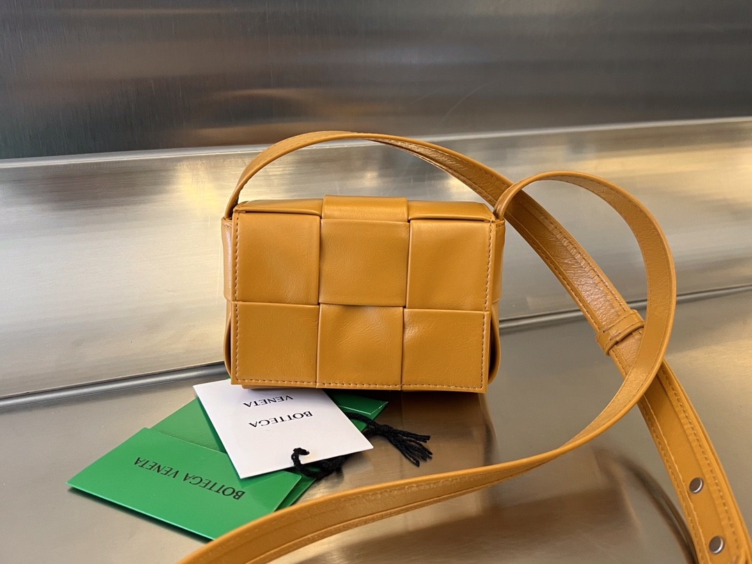 Сумка BOTTEGA VENETA Candy Cassette
