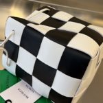 Сумка BOTTEGA VENETA Small Cassette Cross-Body Bucket