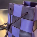 Сумка BOTTEGA VENETA Small Cassette Cross-Body Bucket