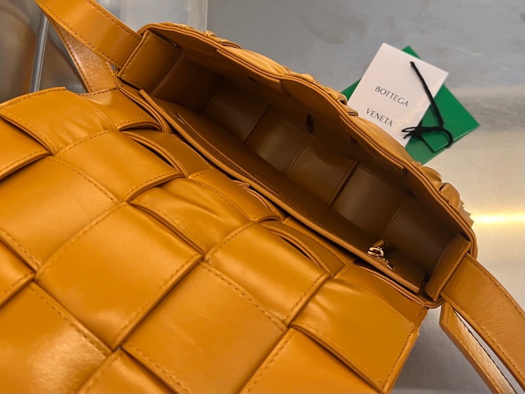Сумка BOTTEGA VENETA Cassette