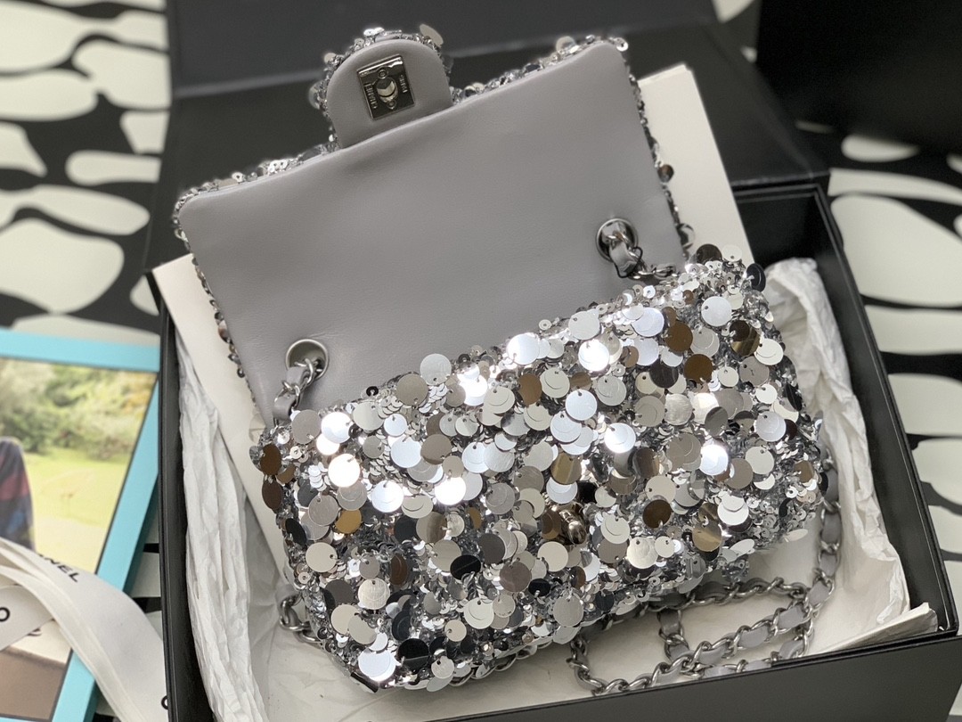 Сумка-конверт CHANEL