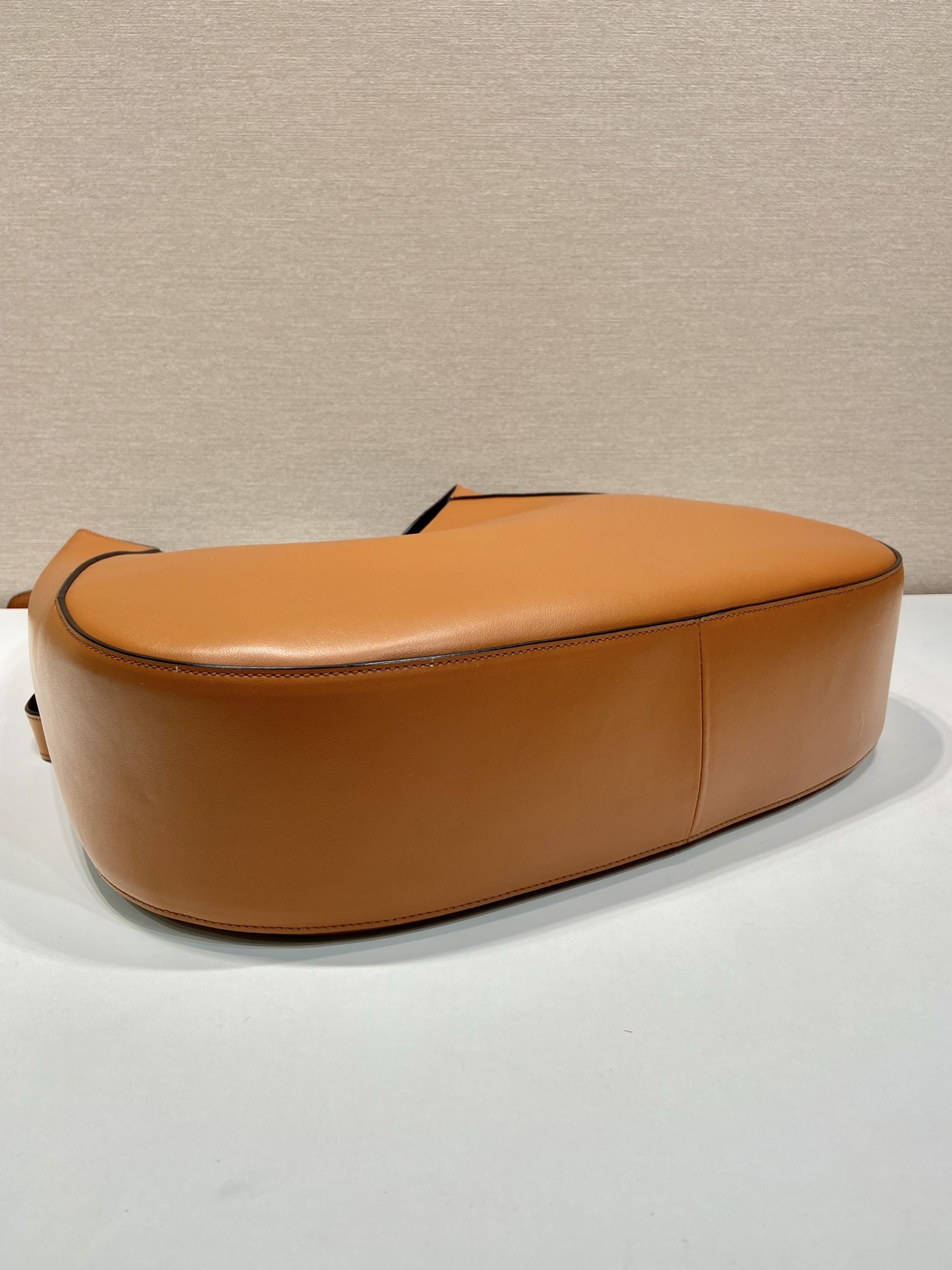 Большая сумка PRADA через плечо