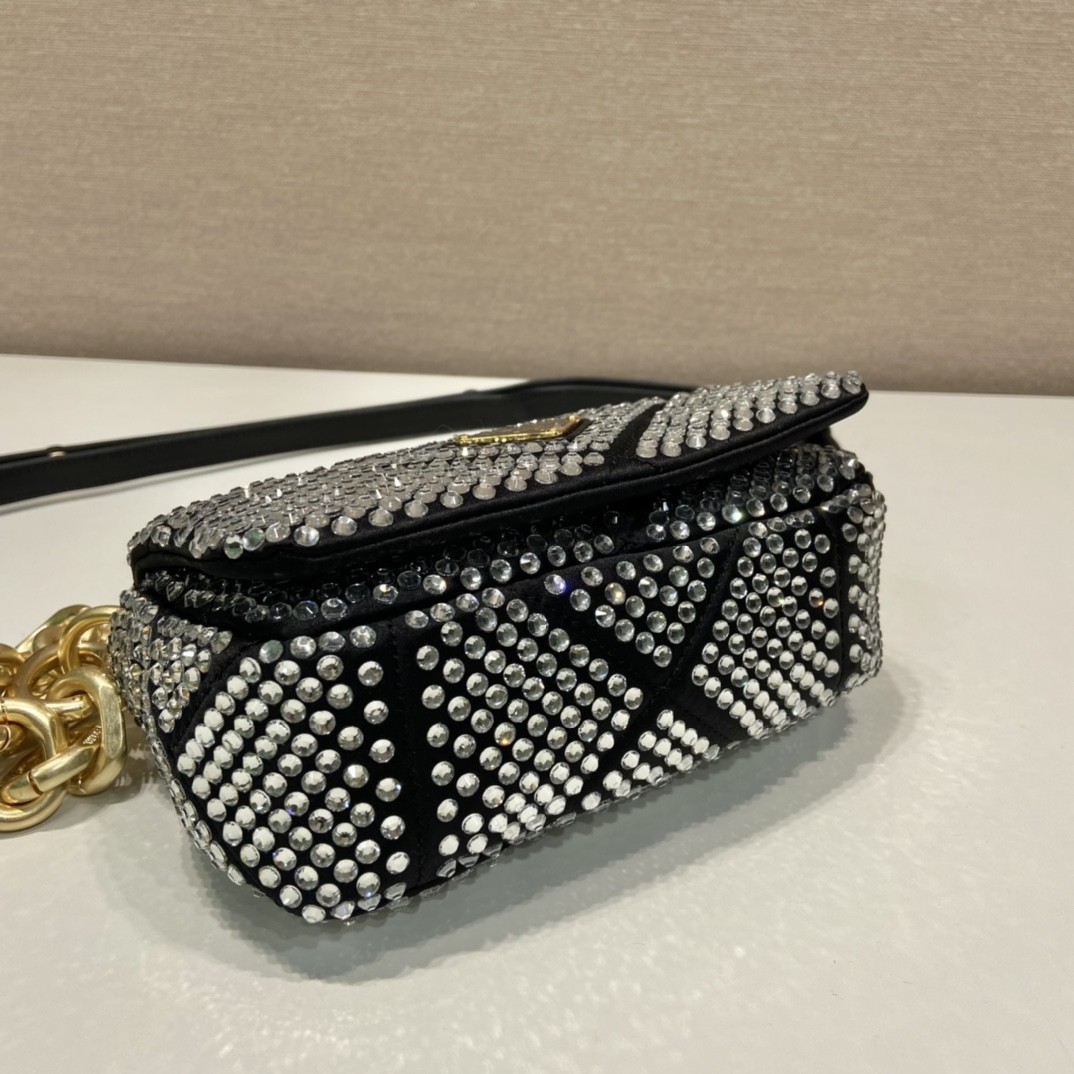 Сумка PRADA Satin mini